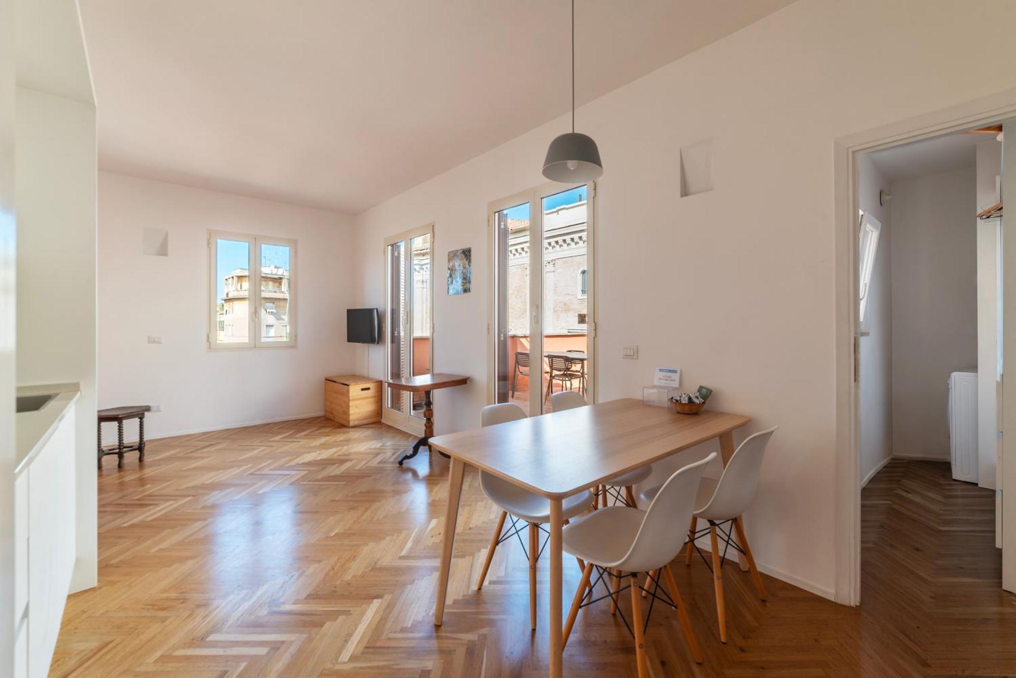 Apartment With Terrace In Via Del Pellegrino - FromhometoŘím Exteriér fotografie
